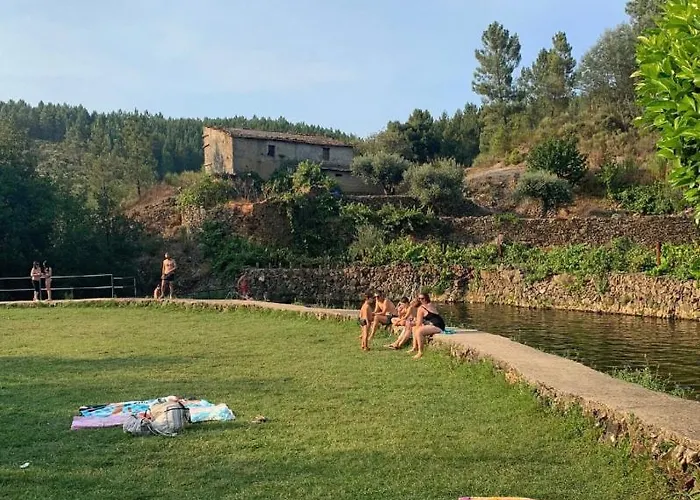 Casa Do Adro * Lavacolhos